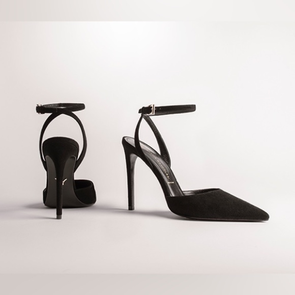 Steve Madden Suede/Velvet Elegant Black Stiletto Heels